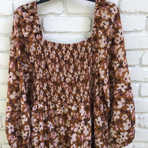 NWT- Hayden bohemian dress. Size 1XL and Medium - Picture 6 of 8